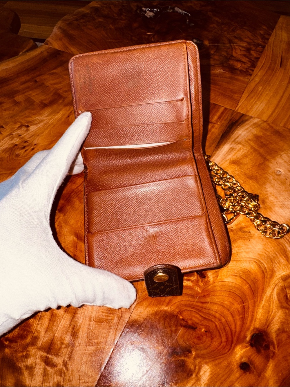 Louis Vuitton vintage compact, wallet, monogram brown, 2002 with unbranded chain - Picture 8 of 17